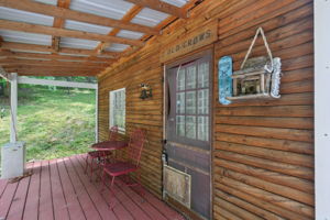  Photo 4