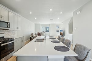 Via Lata Dr-S1801-012.jpg