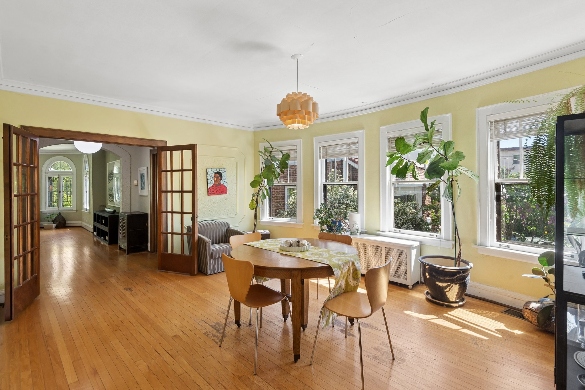 1114 Dobson St_004.jpg
