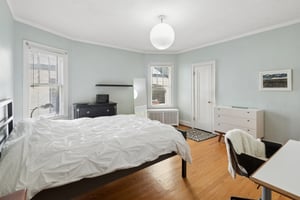 1114 Dobson St_015.jpg