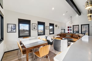 Empire Ave-L0711-004.jpg