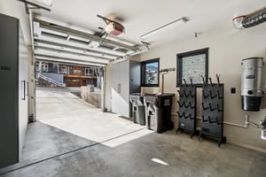 Empire Ave-L0711-033.jpg