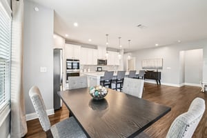 Hibiscus Way SW-S0502-010.jpg