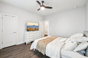 Hibiscus Way SW-S0502-034.jpg