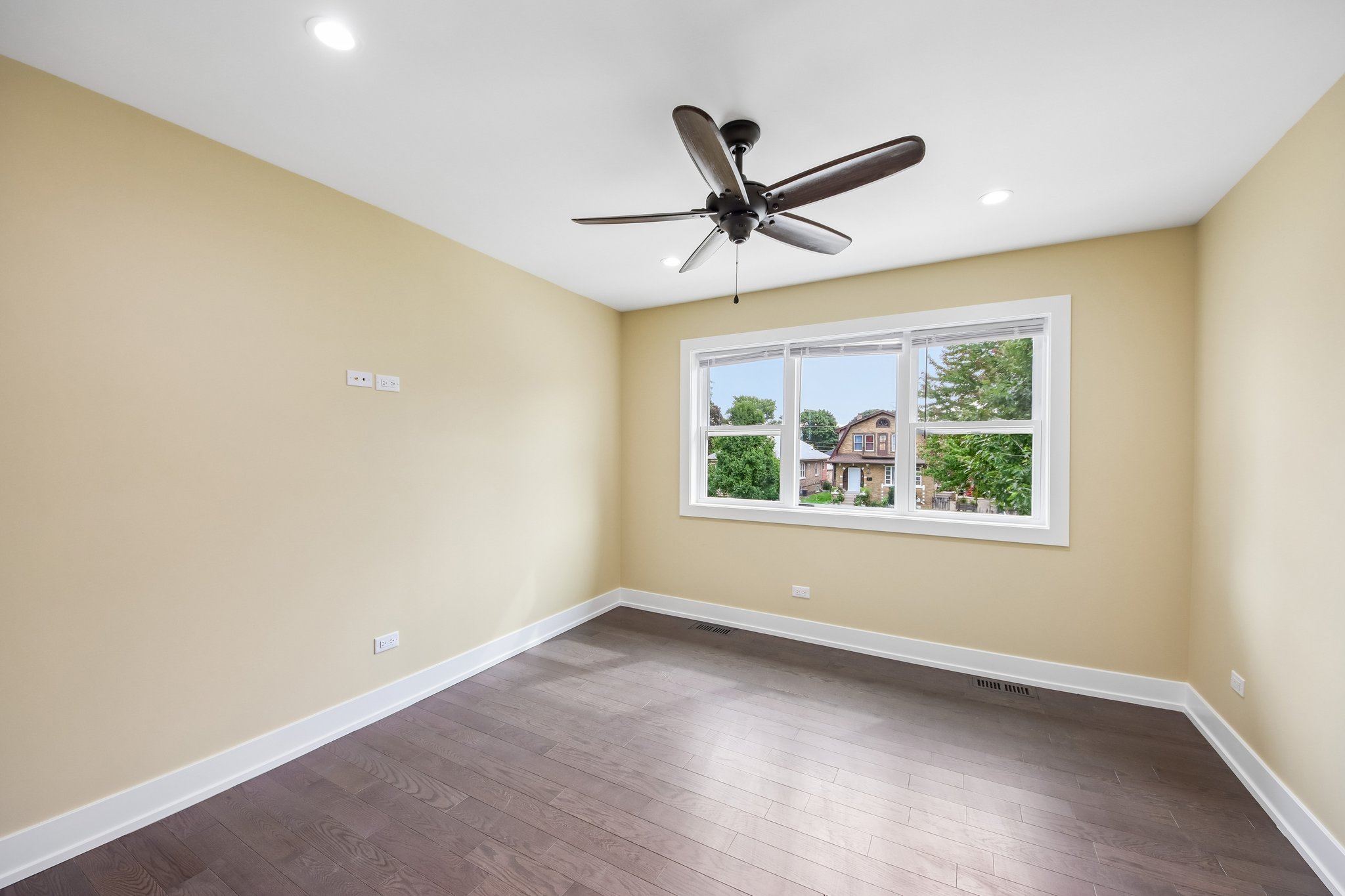 N 19th Ave-S3008-027.jpg