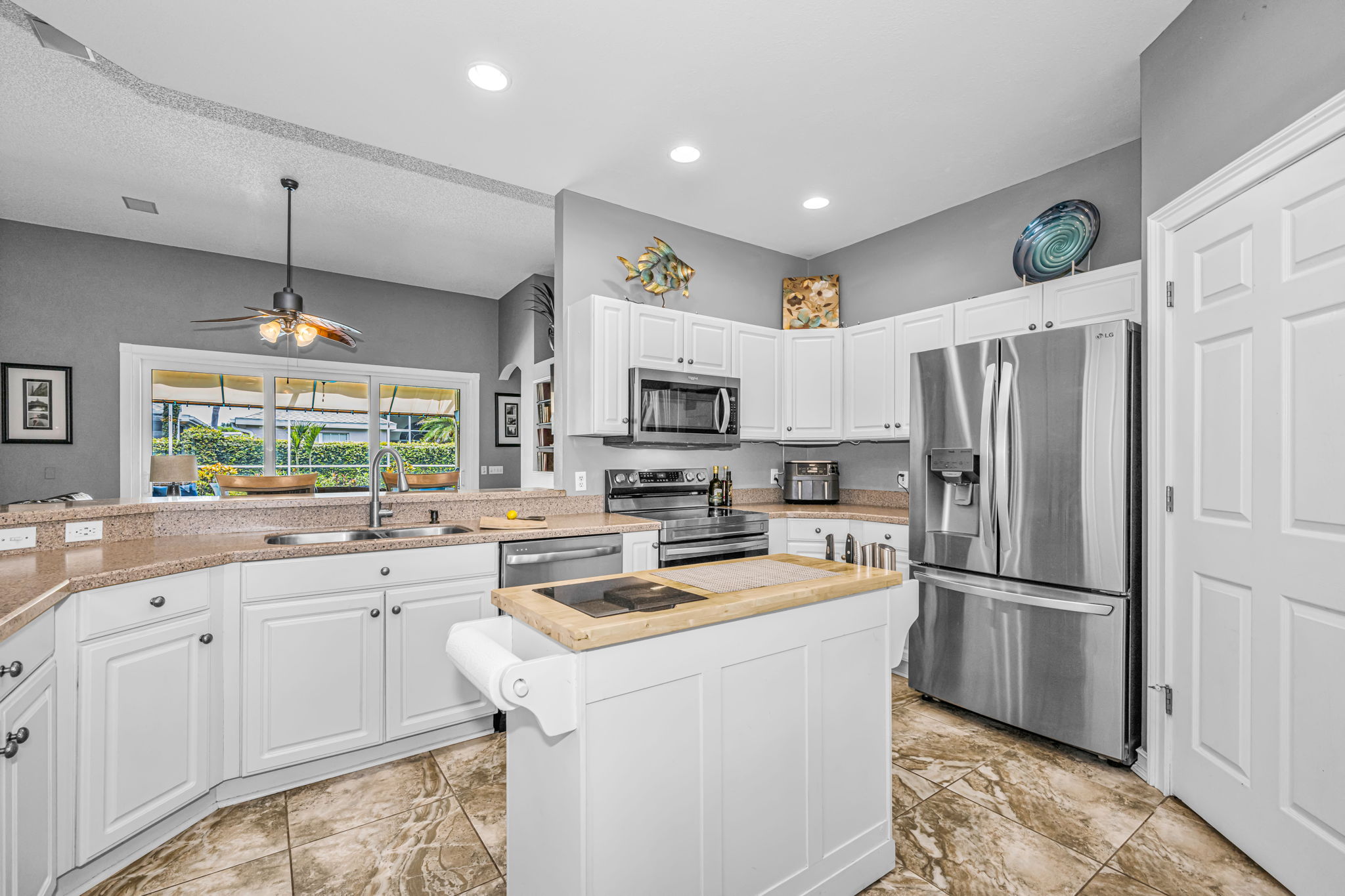 Kitchen 1