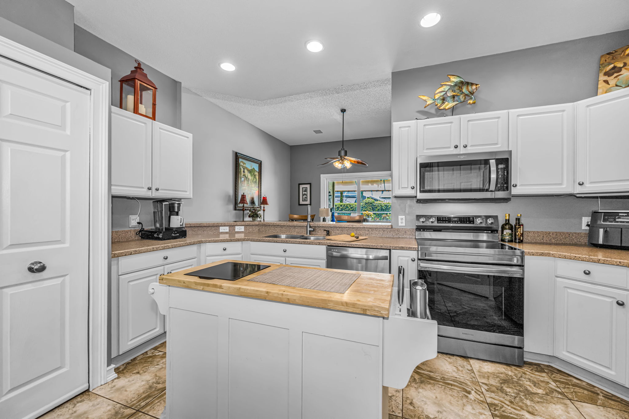 Kitchen 5