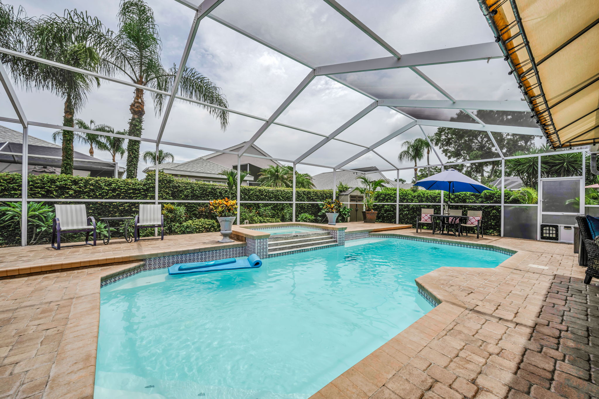 Pool 2