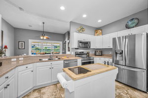 Kitchen 4