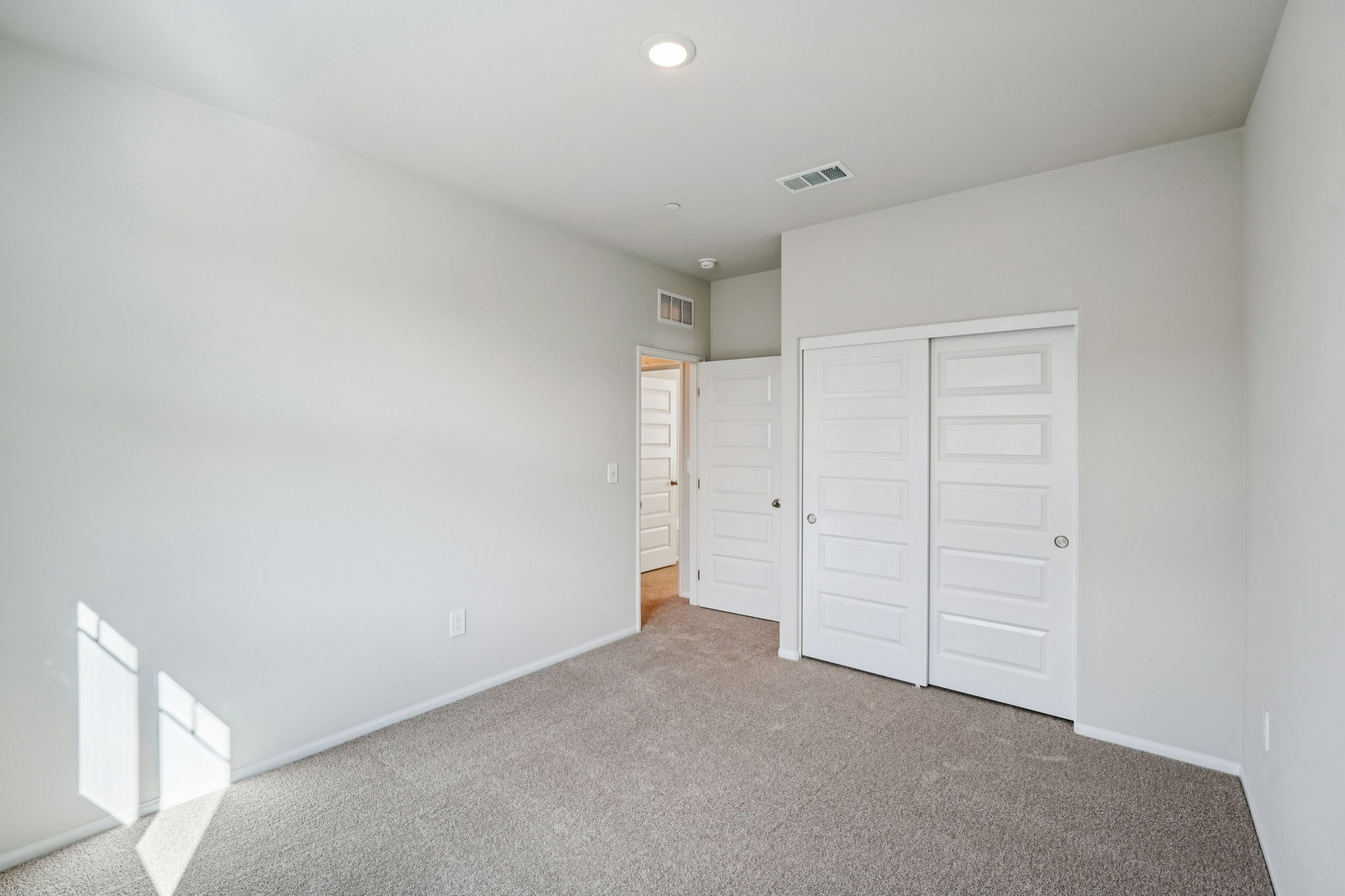 SoCal - Willow at Live Oak - 1114 Tropic Ct Redlands CA 92374 - 017