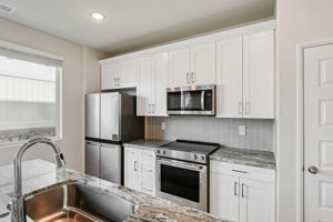 SoCal - Willow at Live Oak - 1114 Tropic Ct Redlands CA 92374 - 007