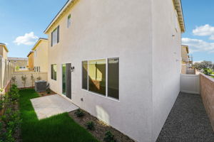 SoCal - Willow at Live Oak - 1114 Tropic Ct Redlands CA 92374 - 022