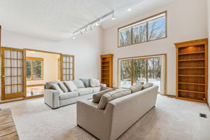 04_Interior