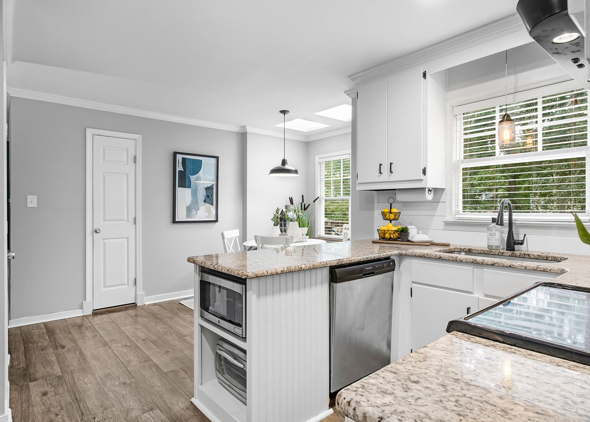 15-Kitchen