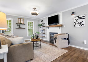 09-Family Room