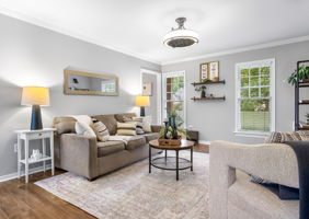 10-Family Room