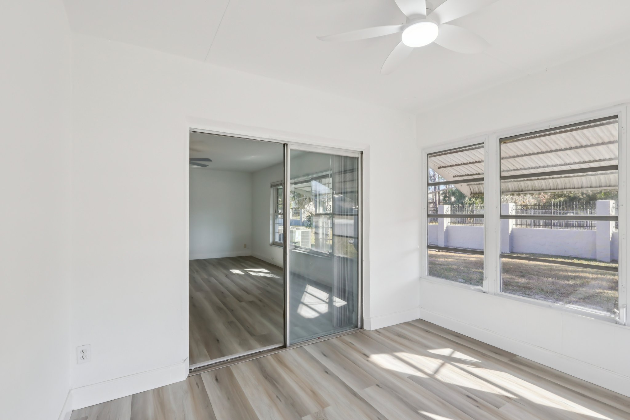 Acme Dr-S2201-015.jpg