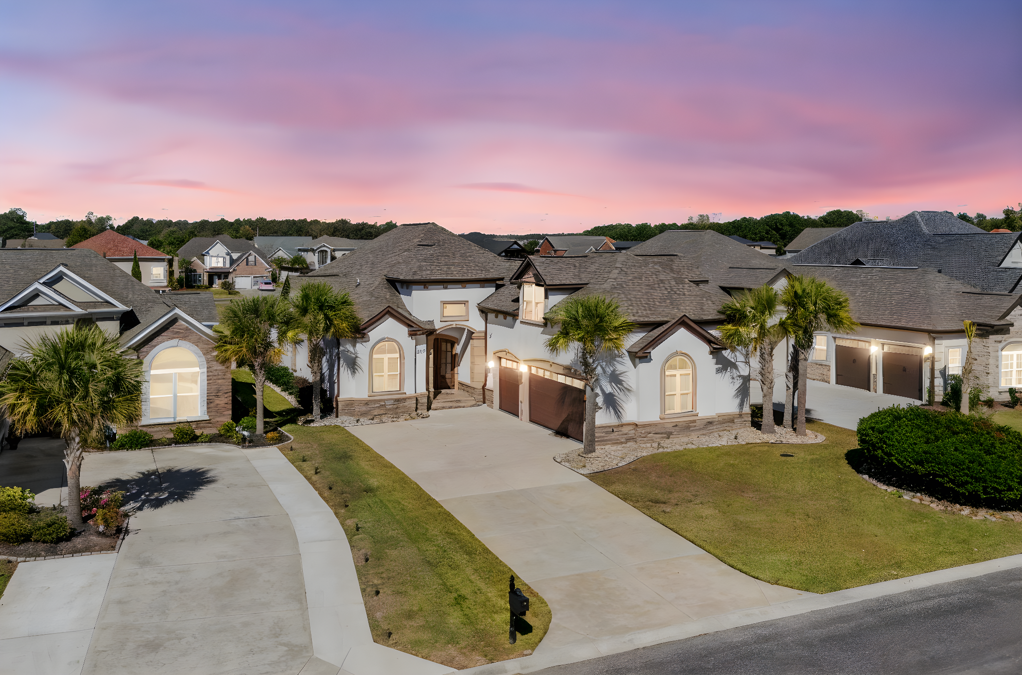 1115 Bluffton Ct 57 day to dusk.jpeg