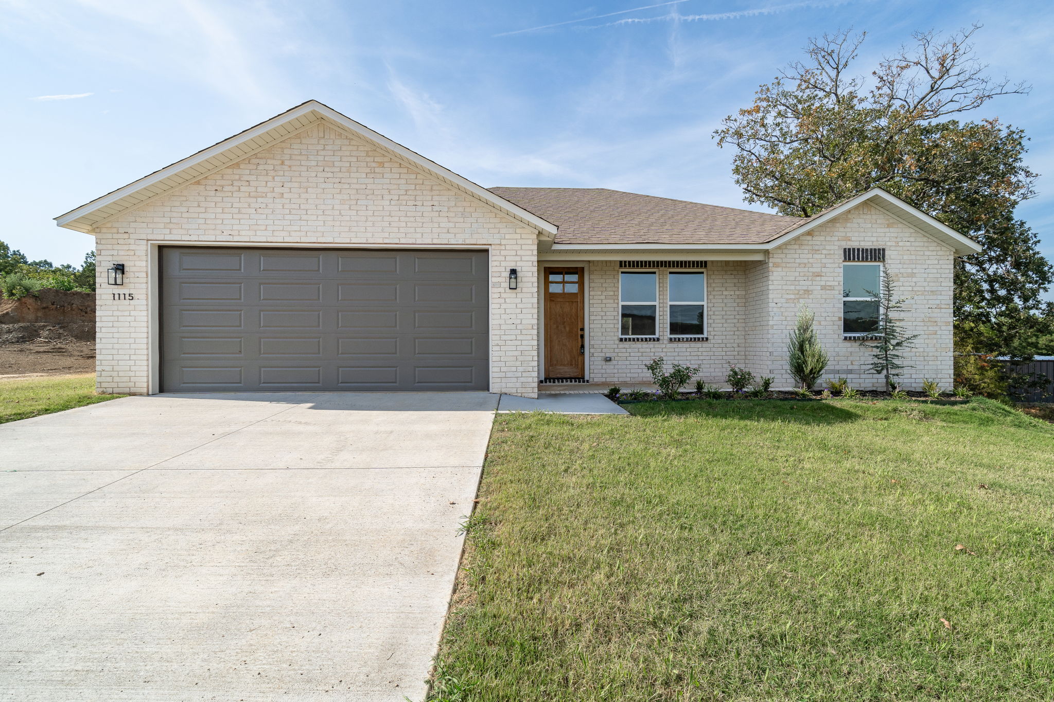 1115 Lavender Street, Bonanza, AR 72916 Premier Photography