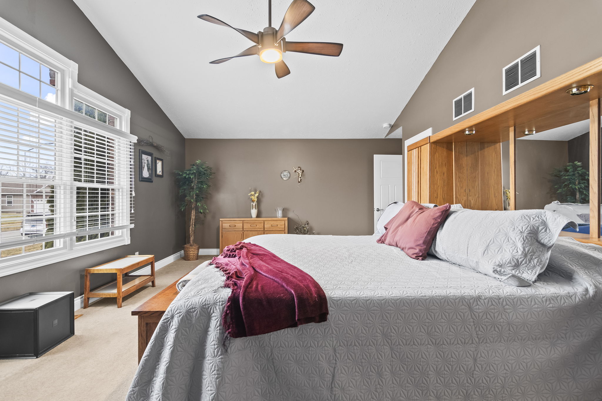 Primary Bedroom Closet