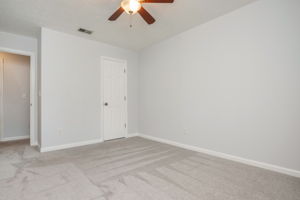  Photo 34