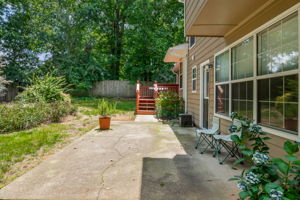  Photo 44