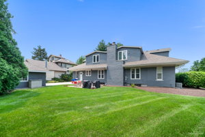 1115 N Wheaton Ave, Wheaton, IL 60187, USA Photo 23