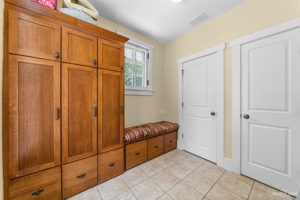 1115 N Wheaton Ave, Wheaton, IL 60187, USA Photo 10
