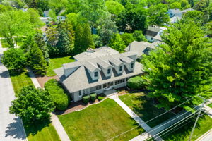 1115 N Wheaton Ave, Wheaton, IL 60187, USA Photo 25