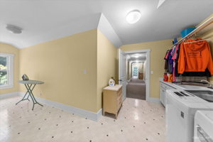 1115 N Wheaton Ave, Wheaton, IL 60187, USA Photo 17