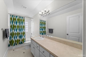 1115 N Wheaton Ave, Wheaton, IL 60187, USA Photo 14