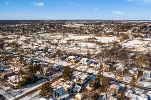 1115 N Wheaton Ave, Wheaton, IL 60187, USA Photo 27