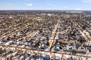 1115 N Wheaton Ave, Wheaton, IL 60187, USA Photo 26