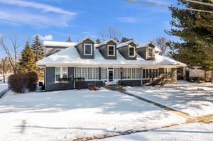 1115 N Wheaton Ave, Wheaton, IL 60187, USA Photo 2