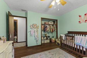  Photo 31