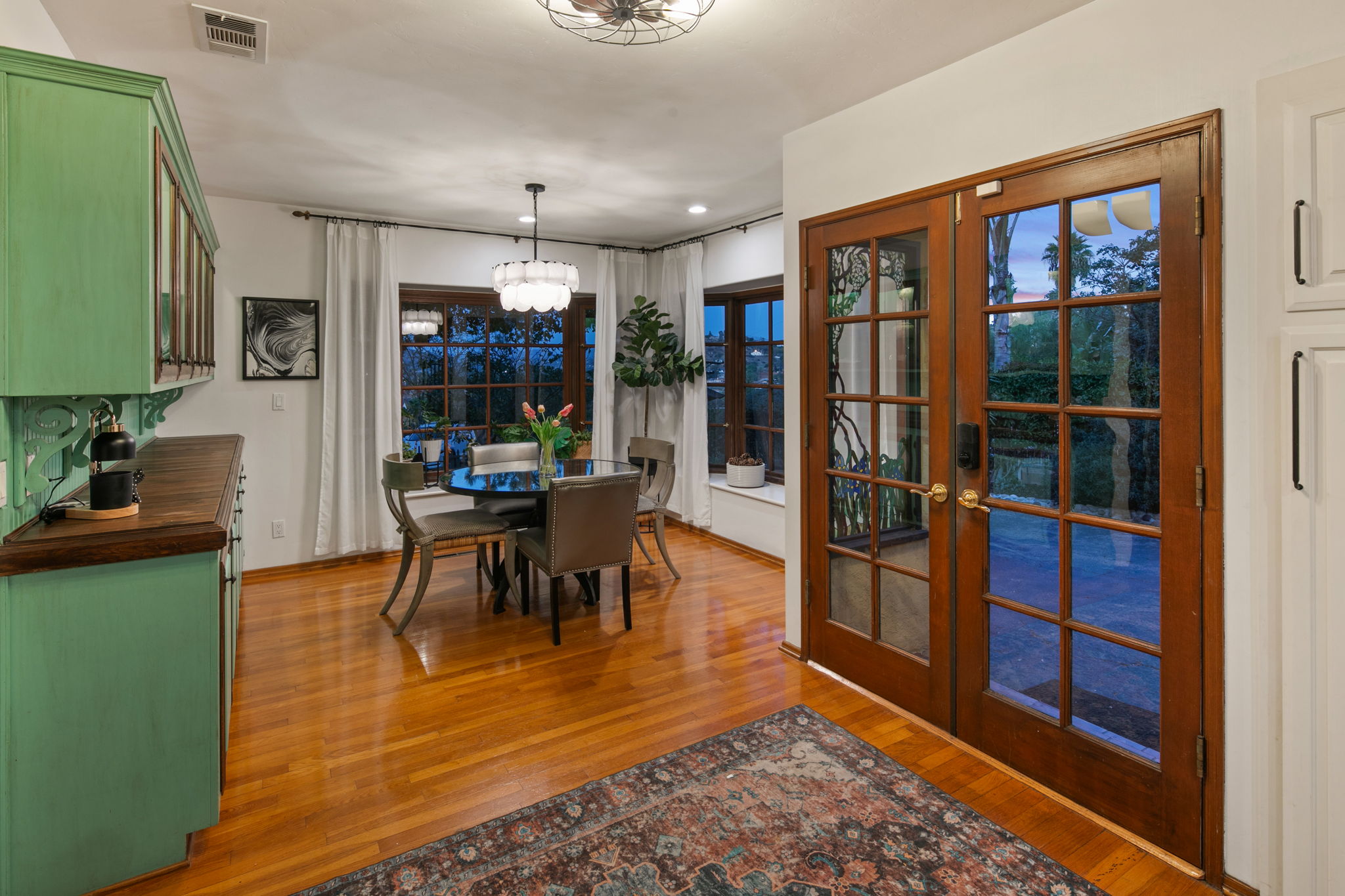 1115 S Mollison Ave-164