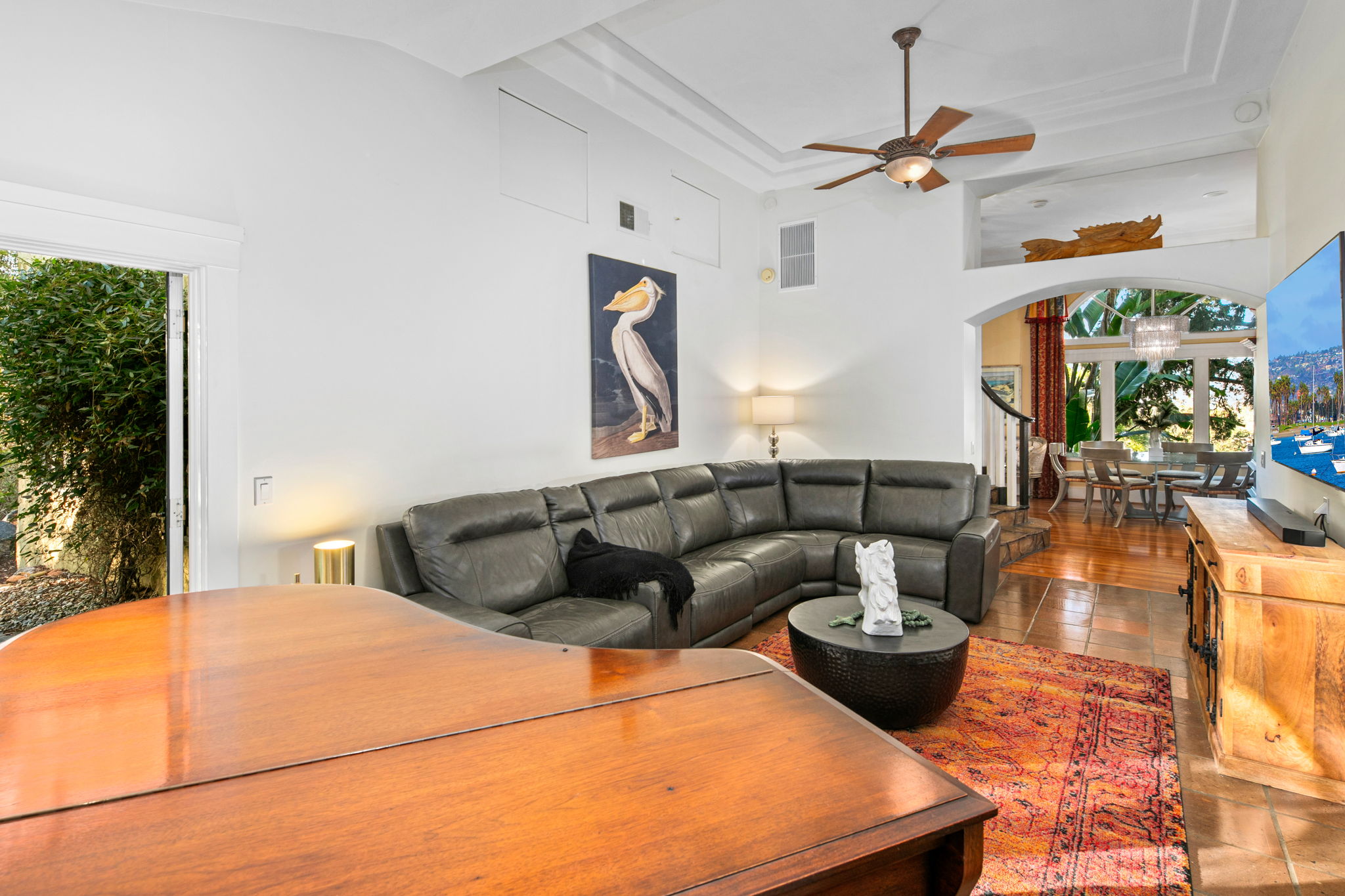 1115 S Mollison Ave-111