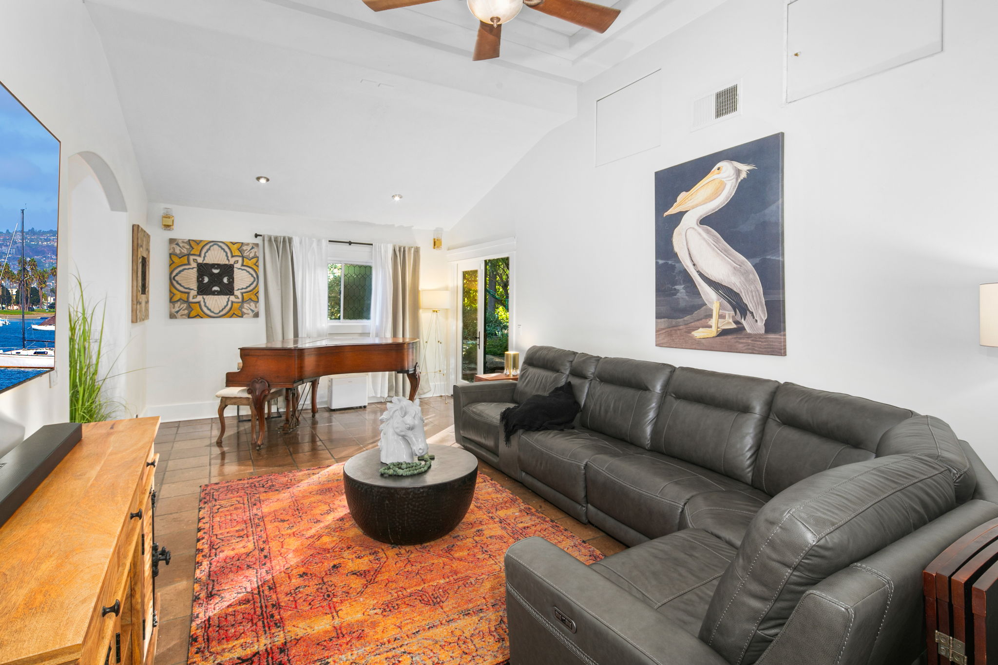 1115 S Mollison Ave-110