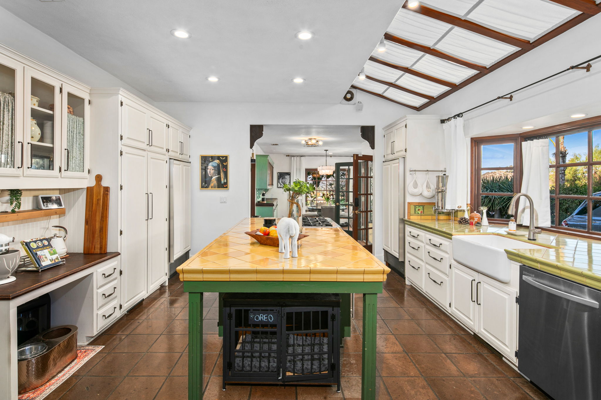 1115 S Mollison Ave-108