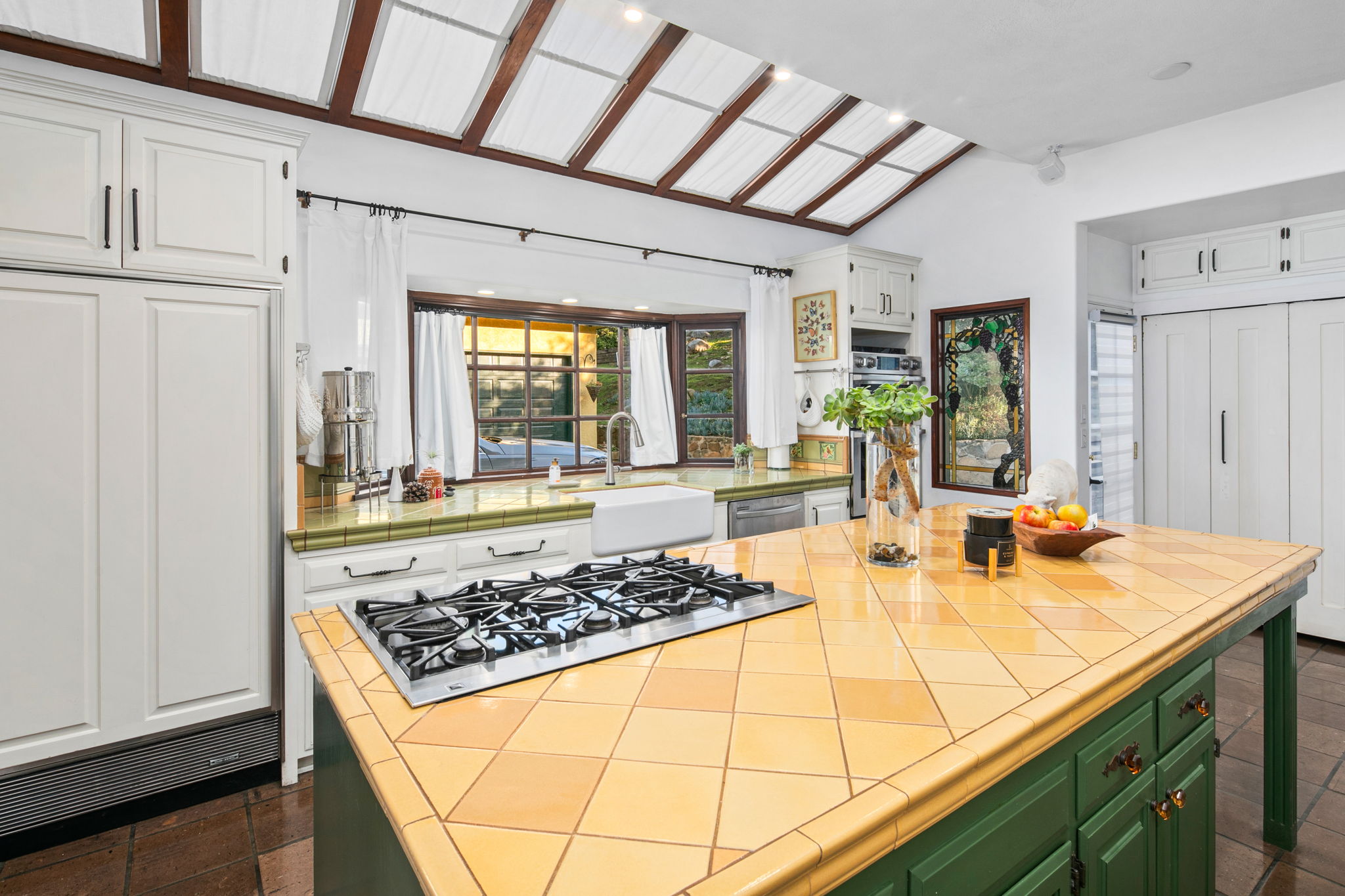 1115 S Mollison Ave-107