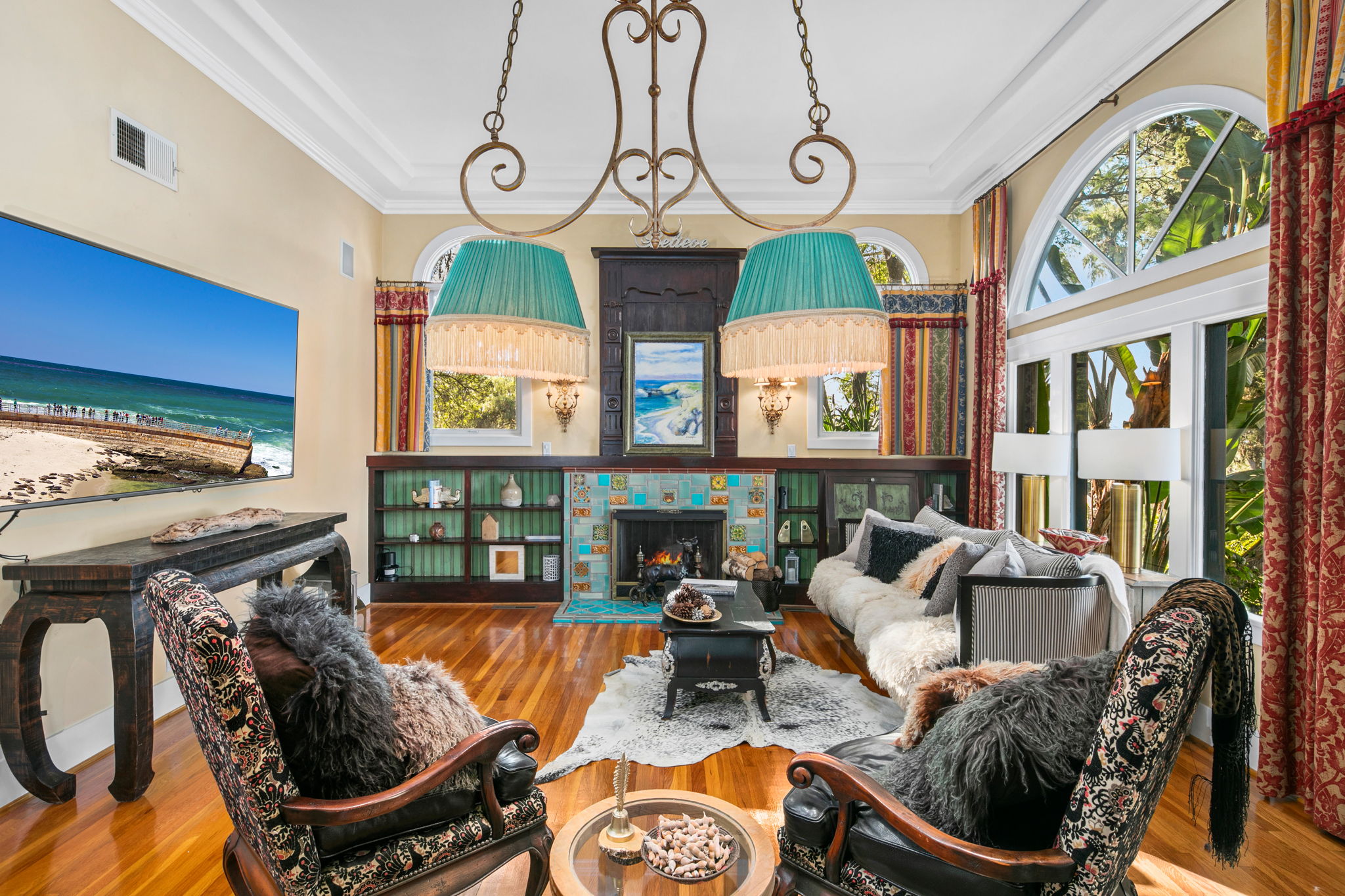 1115 S Mollison Ave-103