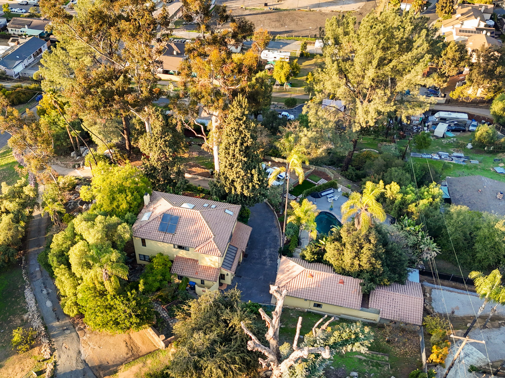 1115 S Mollison Ave-71