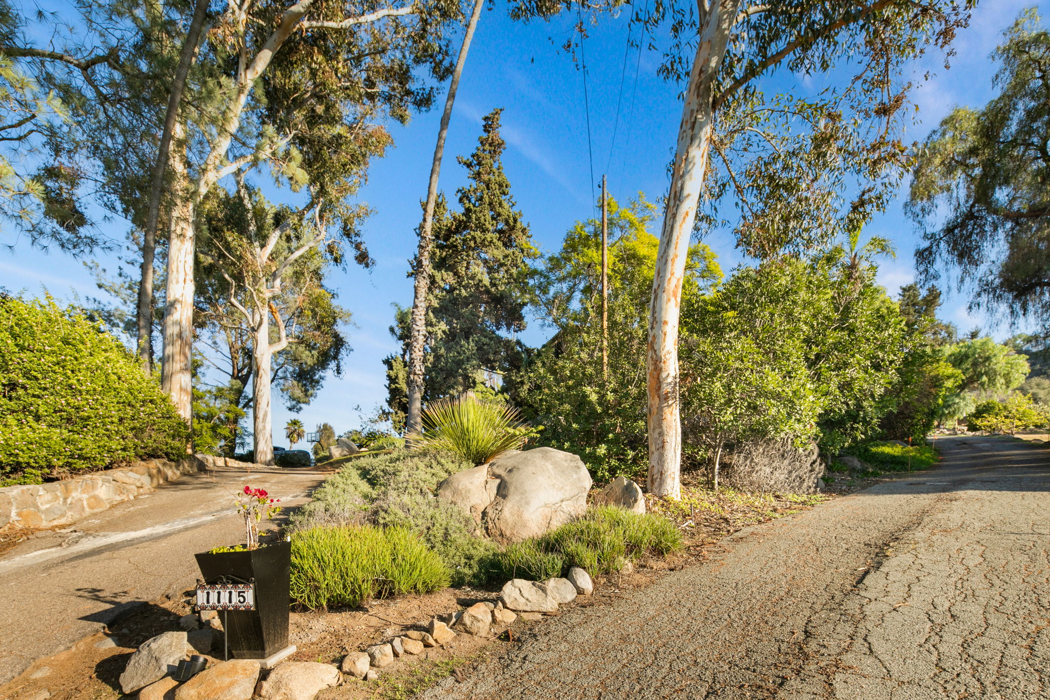 1115 S Mollison Ave-59