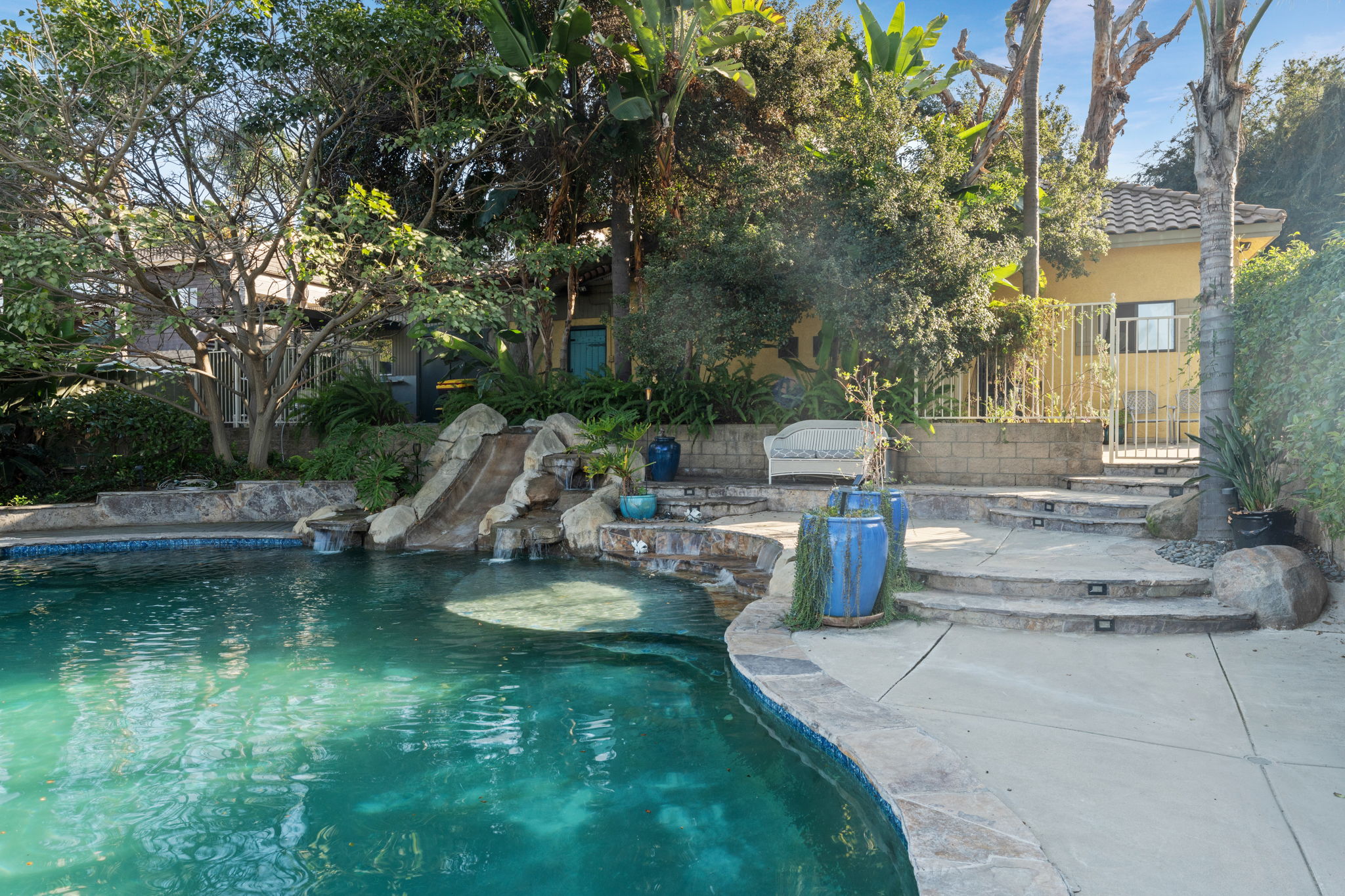 1115 S Mollison Ave-25