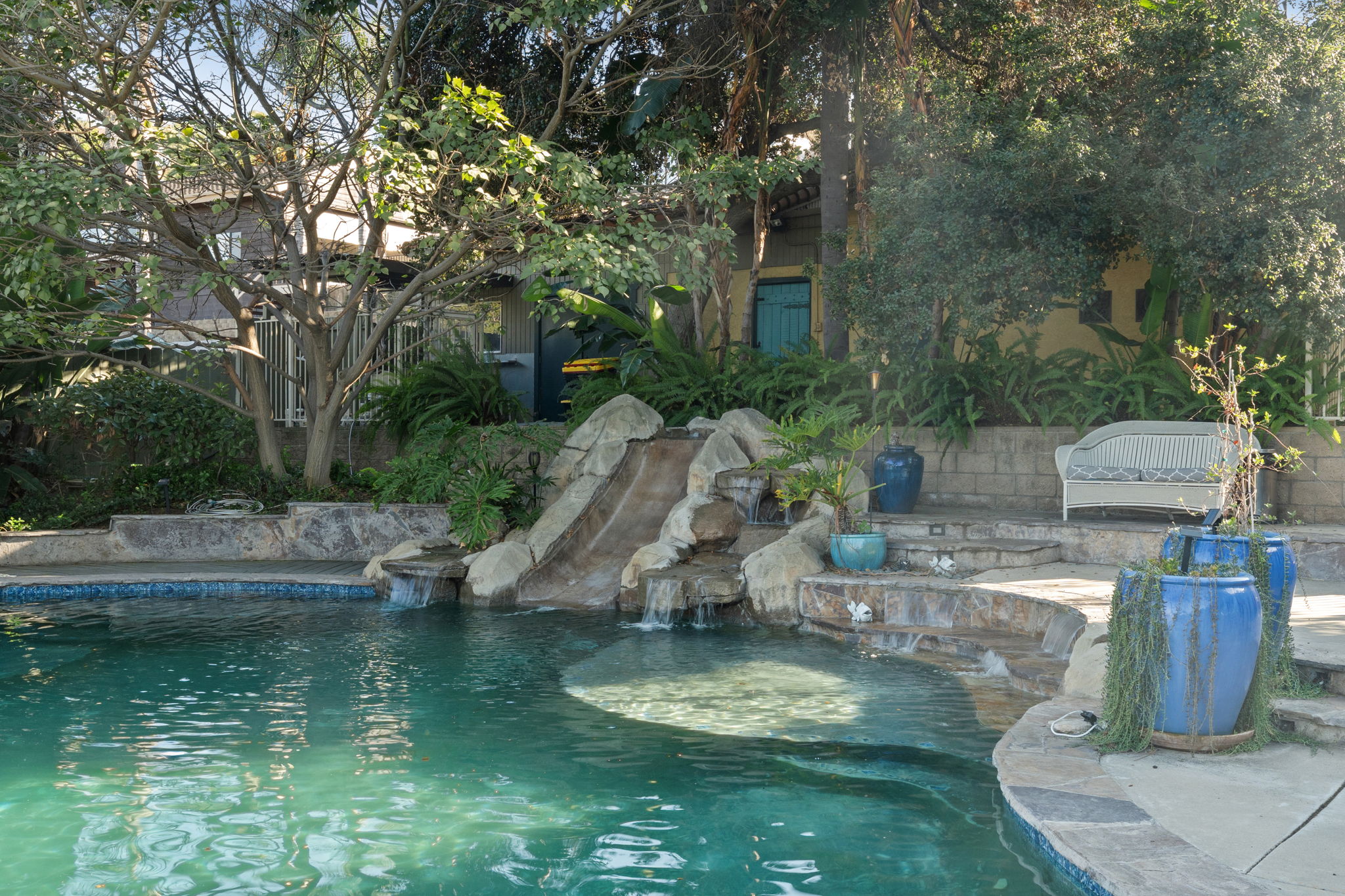 1115 S Mollison Ave-24