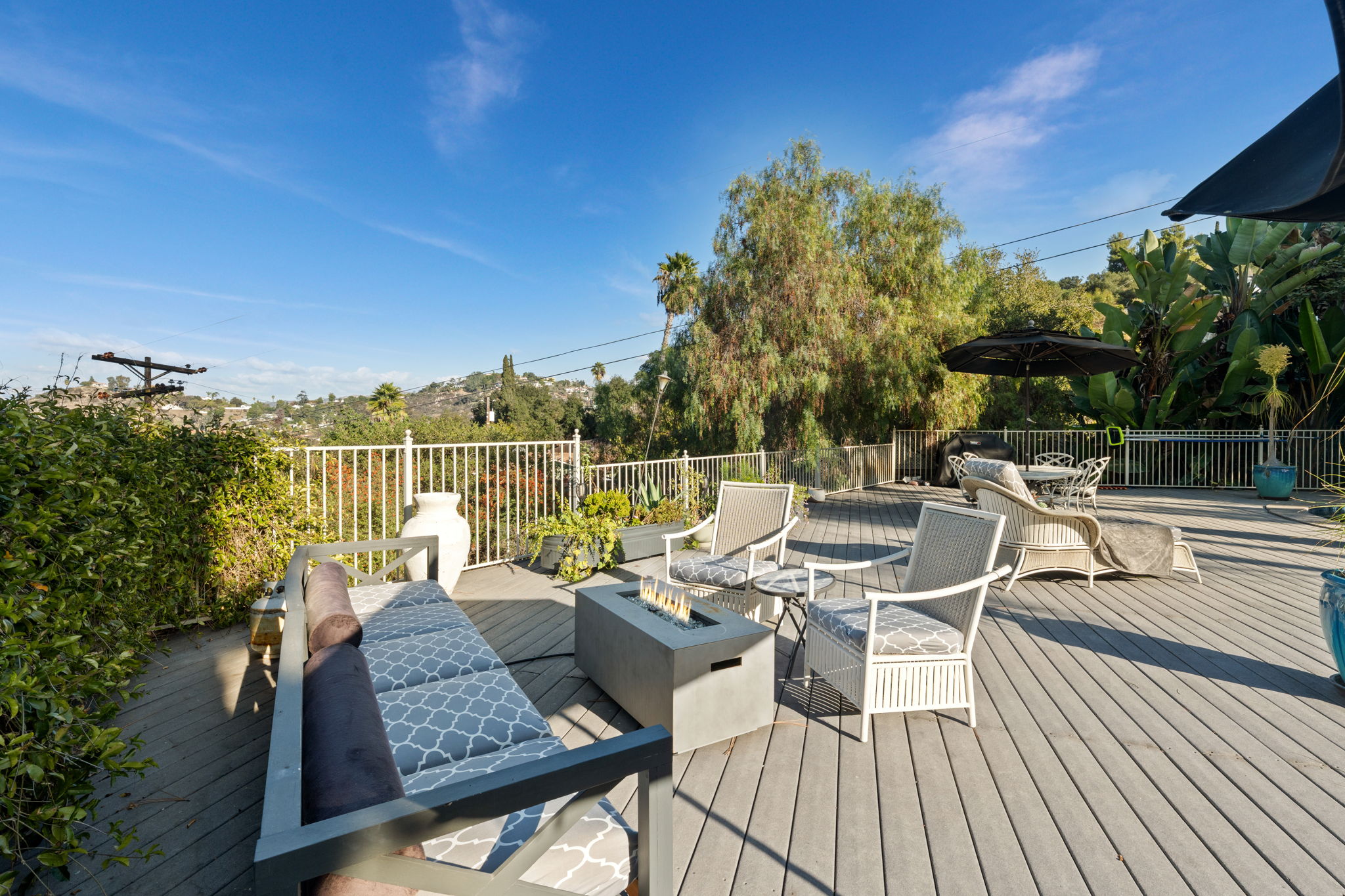 1115 S Mollison Ave-12