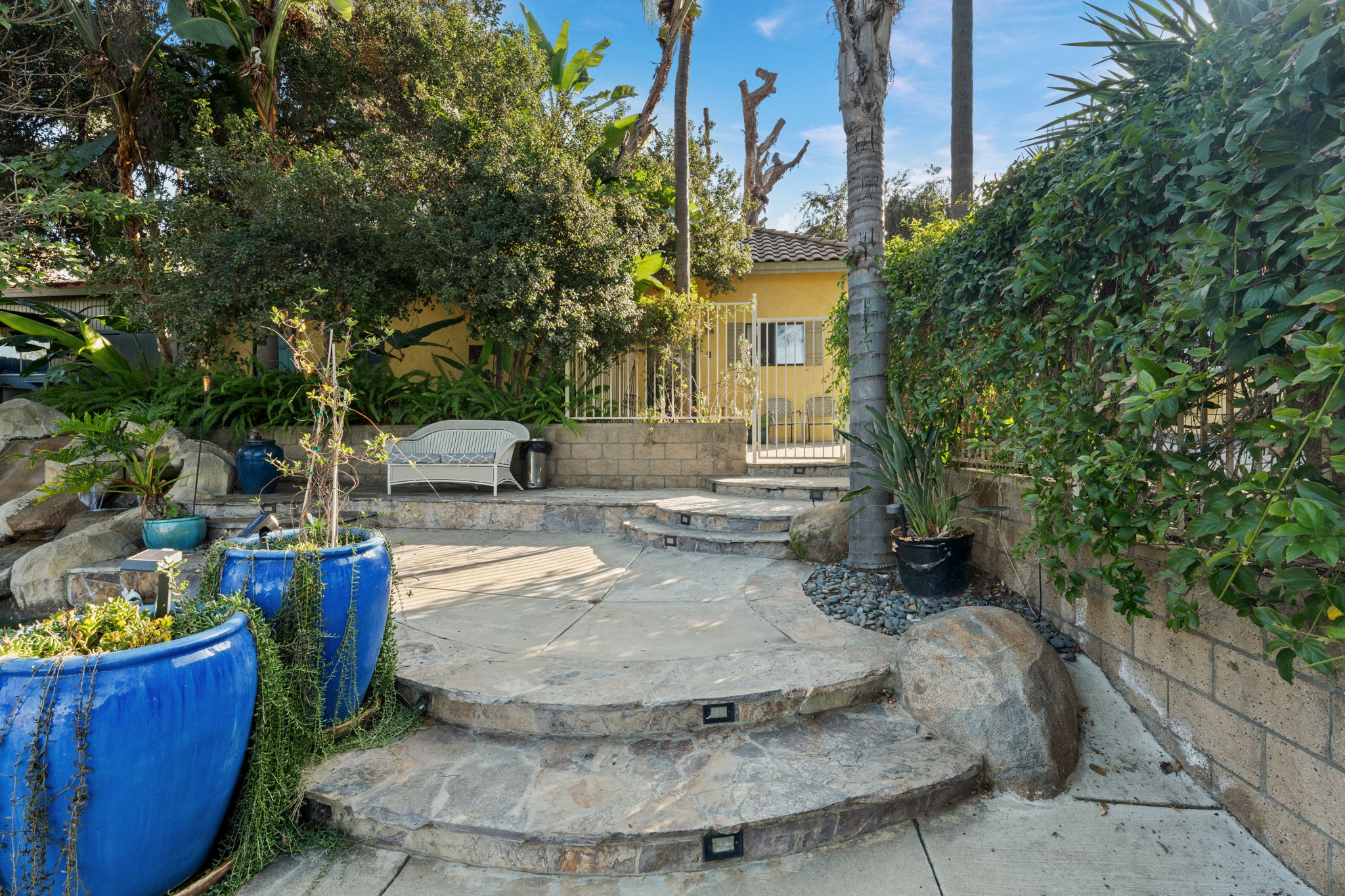 1115 S Mollison Ave-7