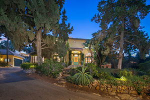 1115 S Mollison Ave-172