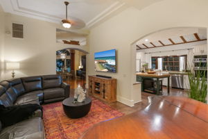 1115 S Mollison Ave-156