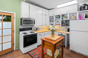 1115 S Mollison Ave-129